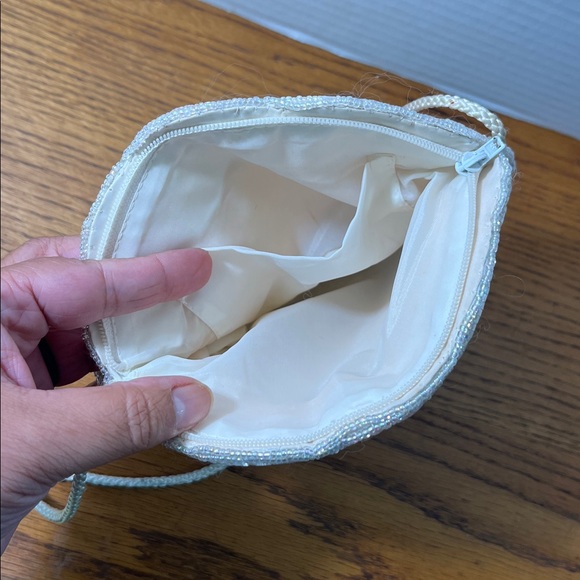 Pastel Beaded Shell Crossbody Bag Clam Shell Pastel Colors Mermaid Bag - Picture 6 of 14